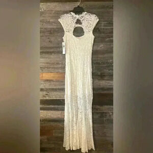 Jump Apparel Ivory Lace Dress